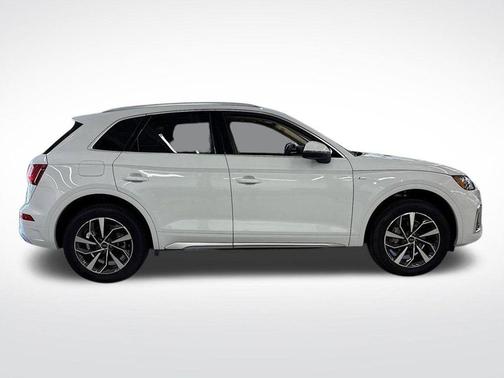 2025 Audi Q5 45 S line quattro Premium