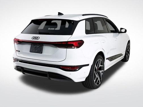 2025 Audi SQ6 e-tron Premium