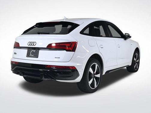 2024 Audi Q5 45 S line quattro Premium