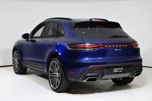 2024 Porsche Macan Base