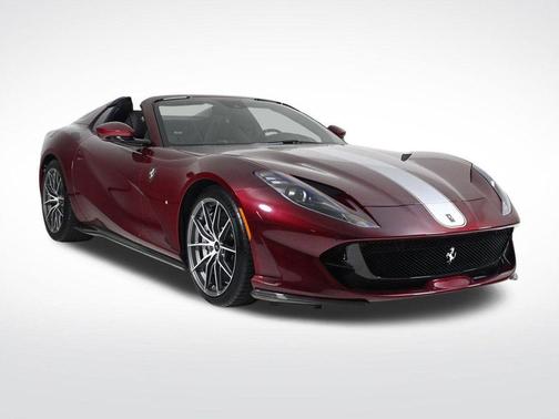 2023 Ferrari 812 GTS Base
