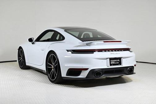 2022 Porsche 911 Turbo S