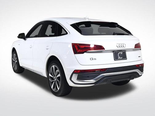 2022 Audi Q5 45 S line quattro Premium