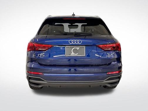 2025 Audi Q3 45 S line Premium