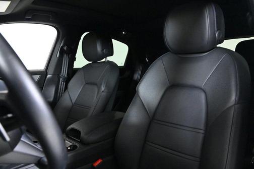 2024 Porsche Cayenne S Coupe AWD