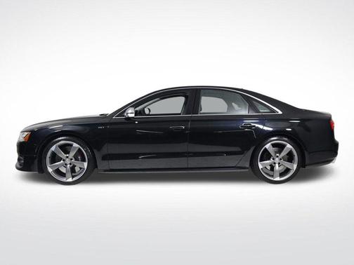 2015 Audi S8 4.0T quattro