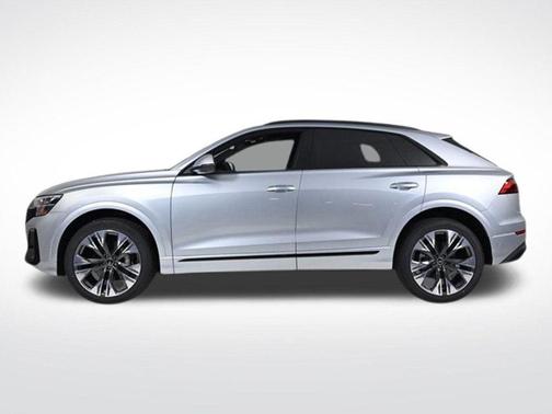 2025 Audi Q8 Premium Plus