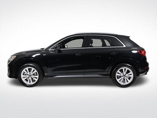 2022 Audi Q3 45 S line Premium Plus