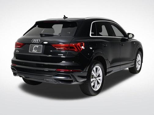 2022 Audi Q3 45 S line Premium Plus