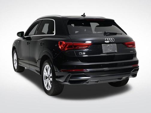2022 Audi Q3 45 S line Premium Plus