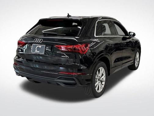 2025 Audi Q3 45 S line Premium