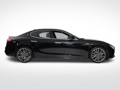 2021 Maserati Ghibli S Q4