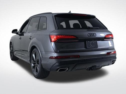 2026 Audi Q7 55 Premium Plus