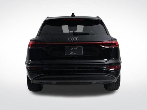 2025 Audi Q6 e-tron Premium