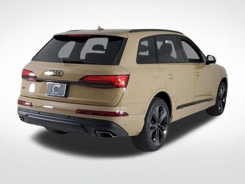 2025 Audi Q7 55 Premium Plus