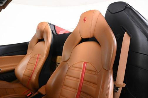 2017 Ferrari 488 Spider Base