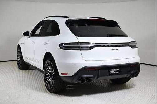 2024 Porsche Macan Base