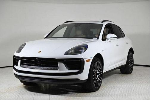 2024 Porsche Macan Base