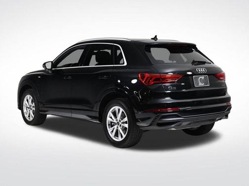 2025 Audi Q3 45 S line Premium