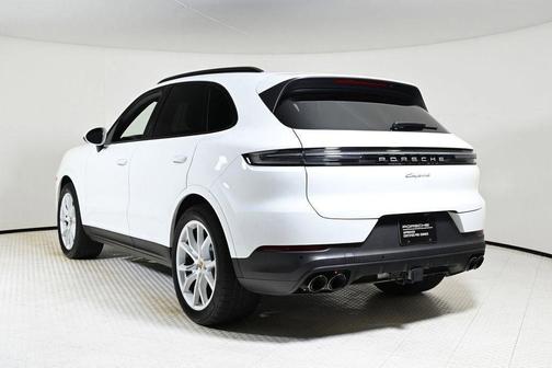 2024 Porsche Cayenne Base