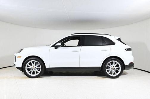 2024 Porsche Cayenne Base
