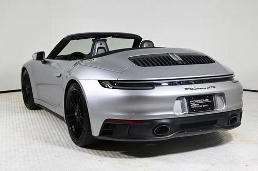 2022 Porsche 911 Carrera GTS