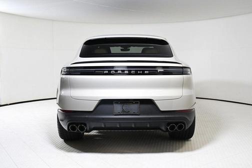 2026 Porsche Cayenne AWD