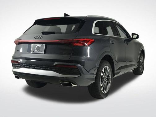 2025 Audi Q5 2.0T quattro Premium