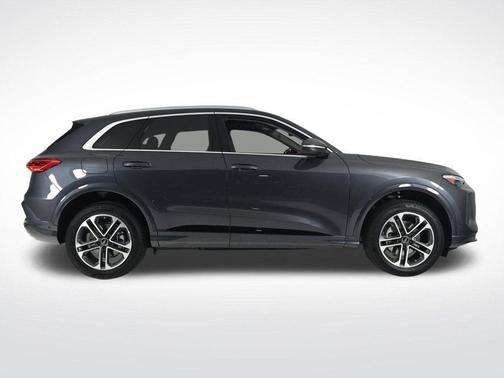 2025 Audi Q5 2.0T quattro Premium