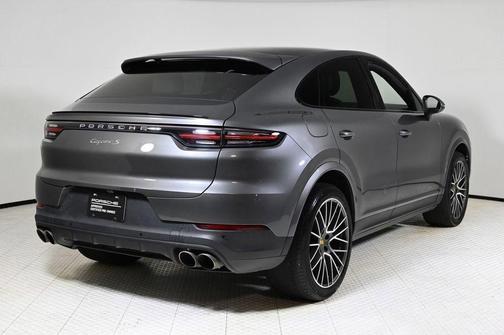 2022 Porsche Cayenne S Coupe AWD