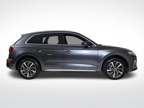 2023 Audi Q5 45 S line quattro Premium