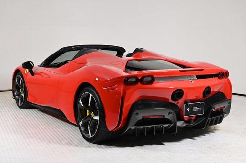 2024 Ferrari SF90 Spider Base