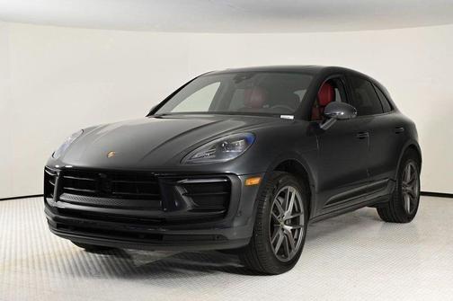 2024 Porsche Macan Base