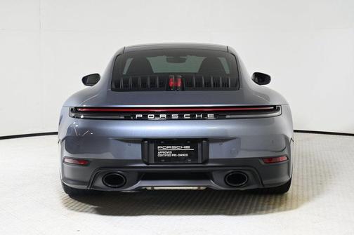 2025 Porsche 911 Carrera