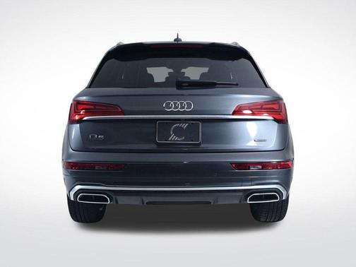 2025 Audi Q5 45 S line quattro Premium
