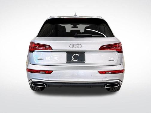 2025 Audi Q5 45 S line quattro Premium