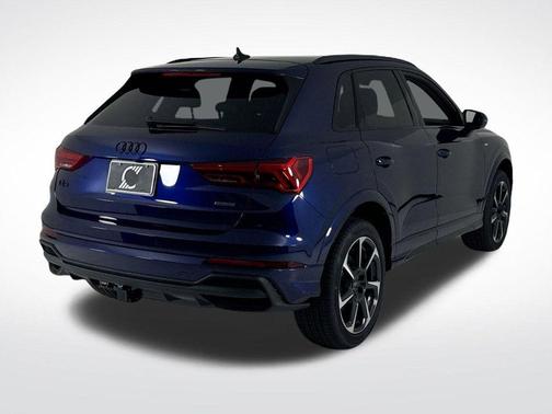 2025 Audi Q3 45 S line Premium