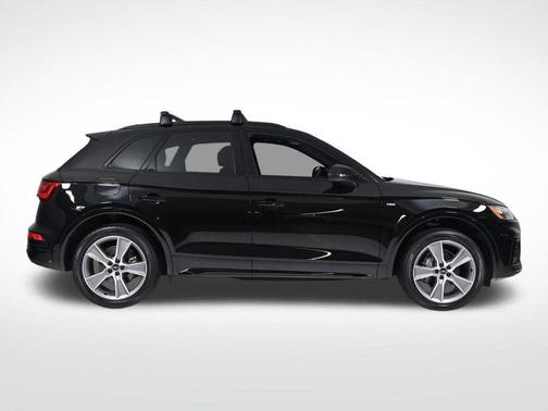 2025 Audi Q5 45 S line quattro Premium