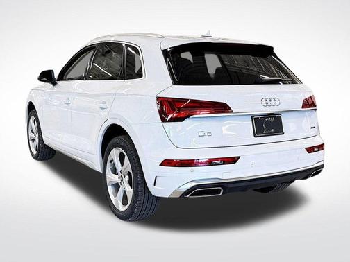2025 Audi Q5 45 S line quattro Premium