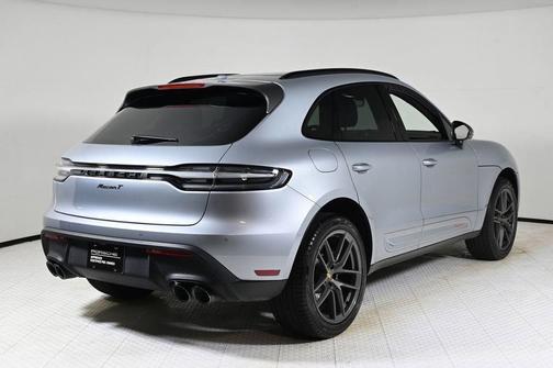2024 Porsche Macan Base