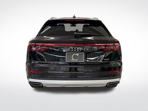 2025 Audi Q8 Premium Plus