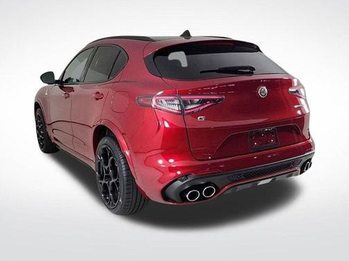 2024 Alfa Romeo Stelvio Quadrifoglio