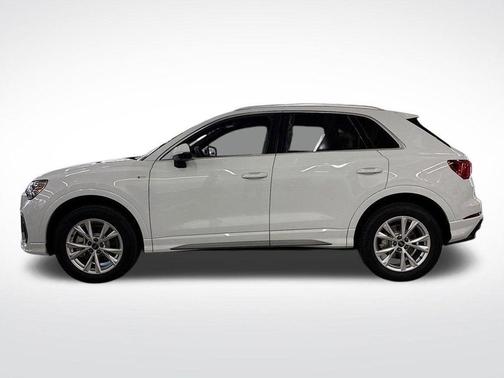 2025 Audi Q3 45 S line Premium