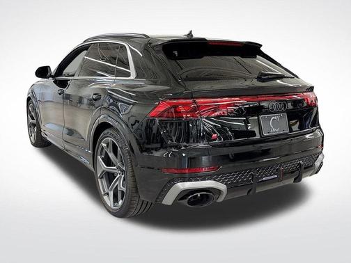 2025 Audi RS Q8 4.0T quattro performance