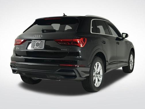 2025 Audi Q3 45 S line Premium