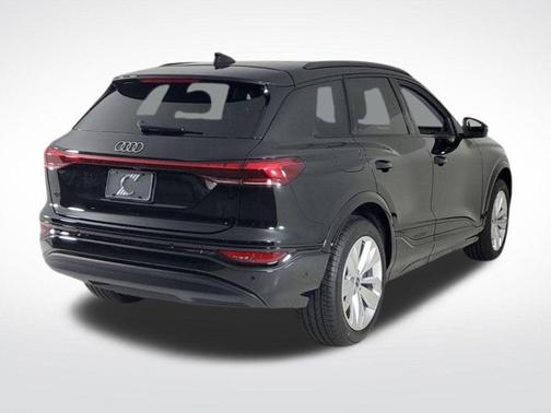 2025 Audi Q6 e-tron Premium
