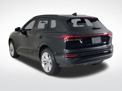 2025 Audi Q6 e-tron Premium