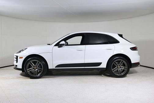 2021 Porsche Macan Base