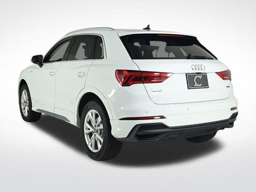 2025 Audi Q3 45 S line Premium