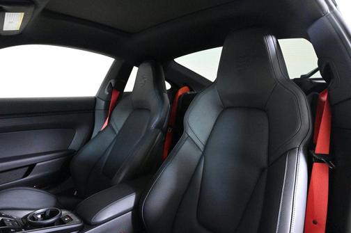 2024 Porsche 911 Carrera 4 GTS